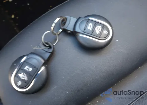 2019 Mini Hardtop Cooper из США, поврежденный, VIN WMWXP5C58K2H32060